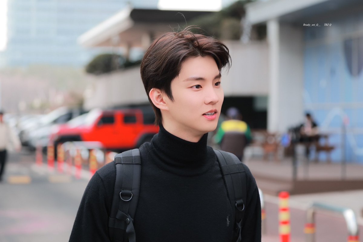 jcmsource's tweet image. changmin is the most handsome