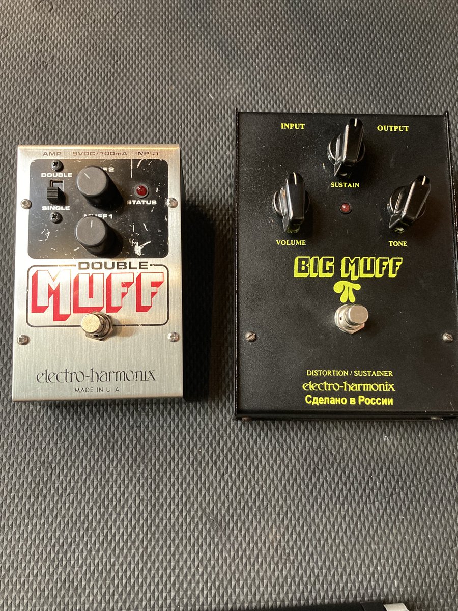apollonmusic's tweet image. ロシア製ビッグマフ Double MUFFを買取させて頂きました！

どちらもレアモデルになってきました。
#BIGMUFF #ビッグマフ #ElectroHarmonix