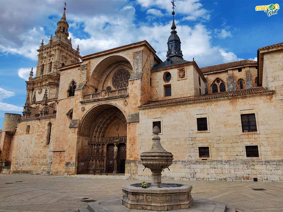 MiniOnTour (@miniontoures) on Twitter photo #ElBurgodeOsma es una villa medieval llena de historia ⚔️ y uno de <a href="/LosPueblosmbe/">Pueblos más bonitos</a> 😍. Te contamos 2️⃣0️⃣ sitios que no te puedes perder 📝.
👉 bit.ly/ElBurgodeOsma
<a href="/sorianitelaimag/">¡Soria ni te la imaginas!</a> <a href="/Soriaestademoda/">Soria está de moda</a> <a href="/soriapatrimonio/">SoriaPatrimonio</a> <a href="/BurgoOsma/">El Burgo de Osma</a> <a href="/MadridTB/">Madrid TB</a> <a href="/SpainTravelB/">Spain Travel Bloggers</a> #Soria #ElBurgodeOsma es una villa medieval llena de historia ⚔️ y uno de <a href="/LosPueblosmbe/">Pueblos más bonitos</a> 😍. Te contamos 2️⃣0️⃣ sitios que no te puedes perder 📝.
👉 bit.ly/ElBurgodeOsma
<a href="/sorianitelaimag/">¡Soria ni te la imaginas!</a> <a href="/Soriaestademoda/">Soria está de moda</a> <a href="/soriapatrimonio/">SoriaPatrimonio</a> <a href="/BurgoOsma/">El Burgo de Osma</a> <a href="/MadridTB/">Madrid TB</a> <a href="/SpainTravelB/">Spain Travel Bloggers</a> #Soria