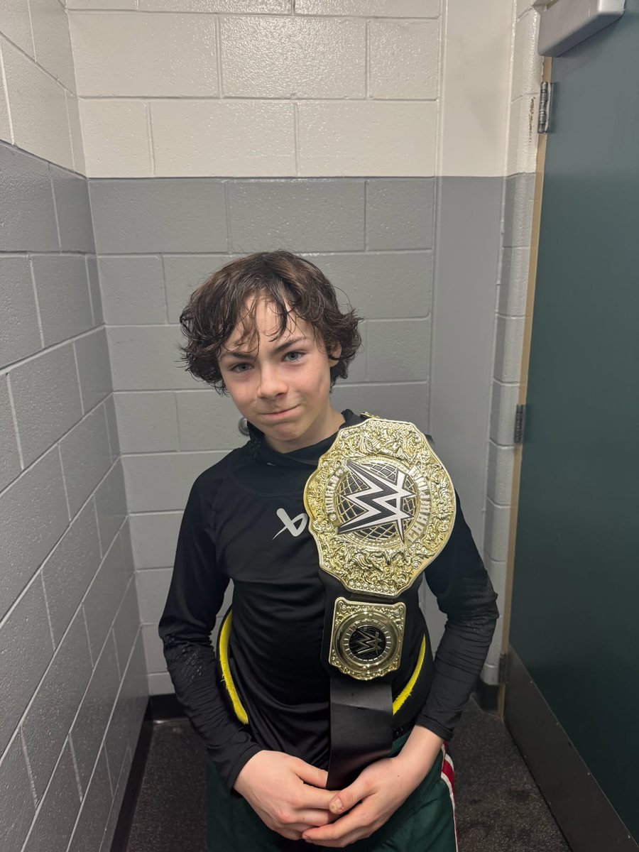 Cartyr Charlet was an absolute force last night. Skating hard, battling harder, and finishing with style on two goals plus adding an assist. A workhorse effort and player of the game!