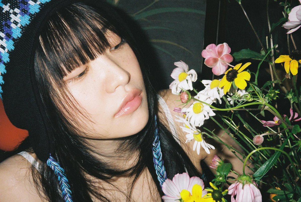 YeriCharts's tweet image. Drop the tags for Yeri's Birthday! 🥳🎂

TO THE STARS WITH YERI
#26ShiningYearsOfYERI
#열일곱에서_스물일곱으로_예리의봄