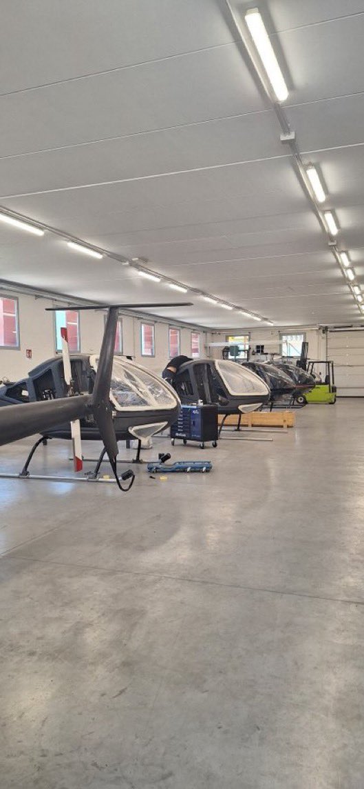 whiskey_lima729's tweet image. Final day at Konner Helicopters in Udine 

Hybrid Helicopter development 

Exciting Joint Venture

$STRH 

#EV #DualTech #Hybrid #Scarponi #Helicopters #SaveLives

$AAPL $ABBV $ADBE $AMZN $BYND $CRON $DIS $DISH $ELY $FDX $GME $GOOG $HD $INTC $IWM $JPM $LK $LOW $LULU $MA $NVDA…