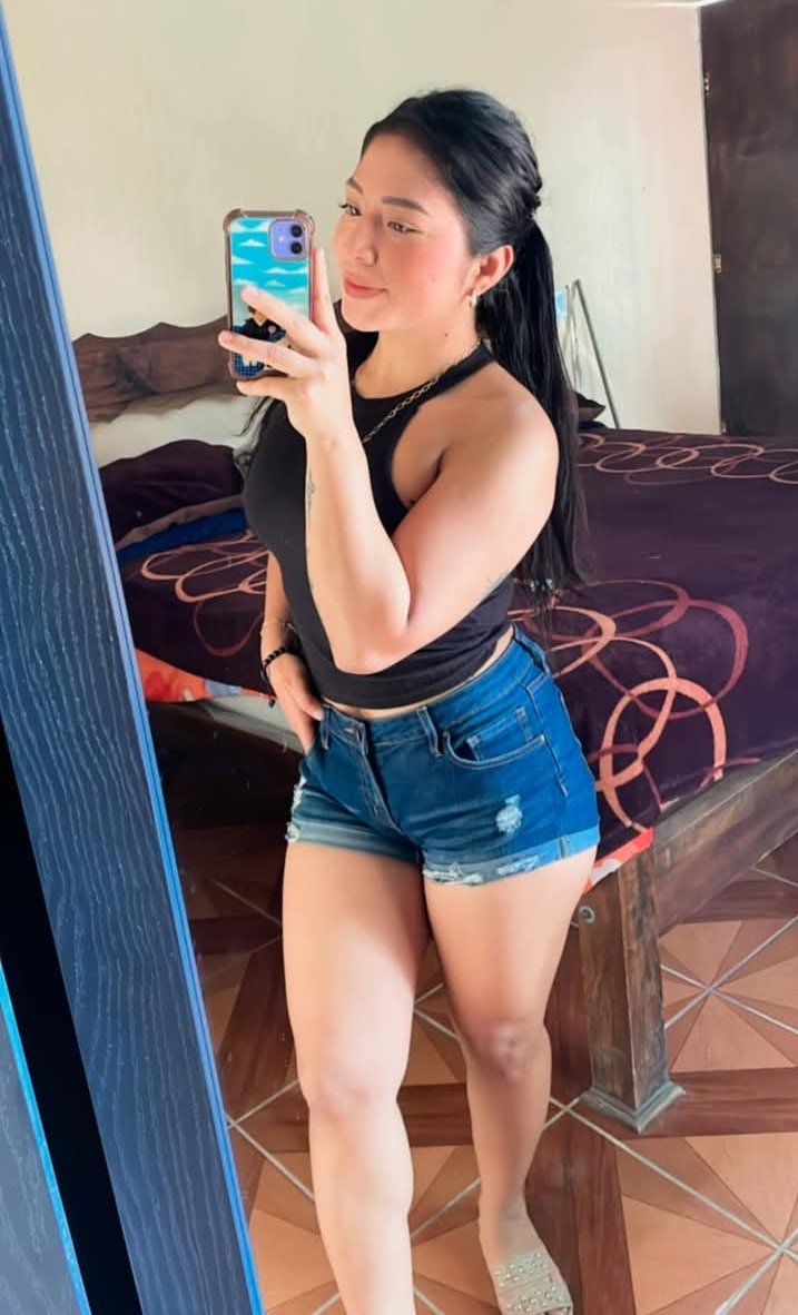 Mi hermanita toda un putita ufff