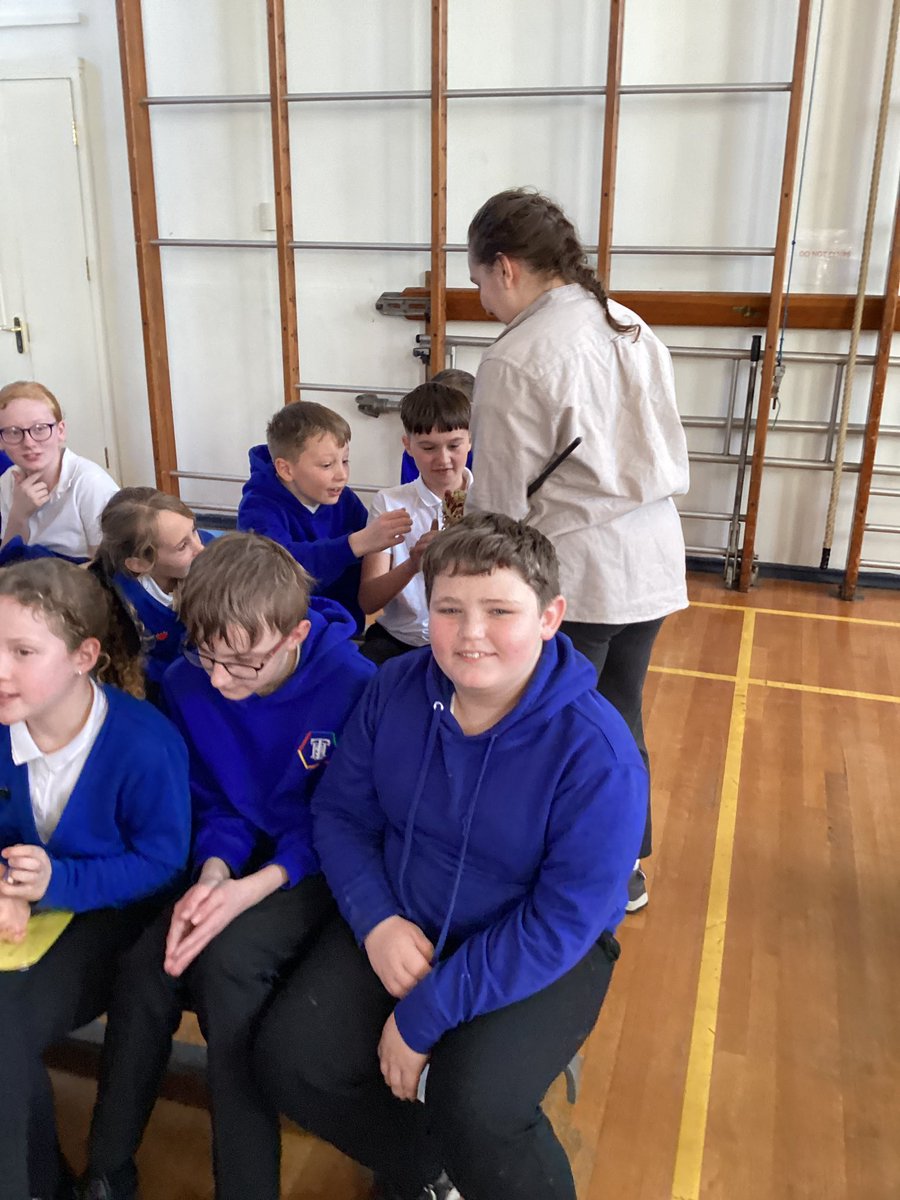 TH_Year6's tweet image. We had a great afternoon when @ETOpera came into school to perform their show “The Vanishing Forest” @TangHallPrimary  @PathfinderMAT
