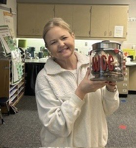 West Clay Elementary tweet media