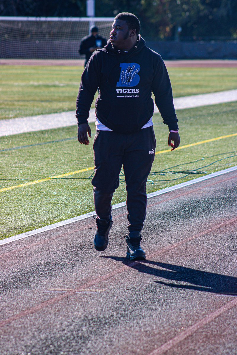 Rellbra7yy's tweet image. You a leader to them people and them young niggas is watchin&apos;
Them young niggas believe in you, don&apos;t let &apos;em down, #THEDIFFERENCE