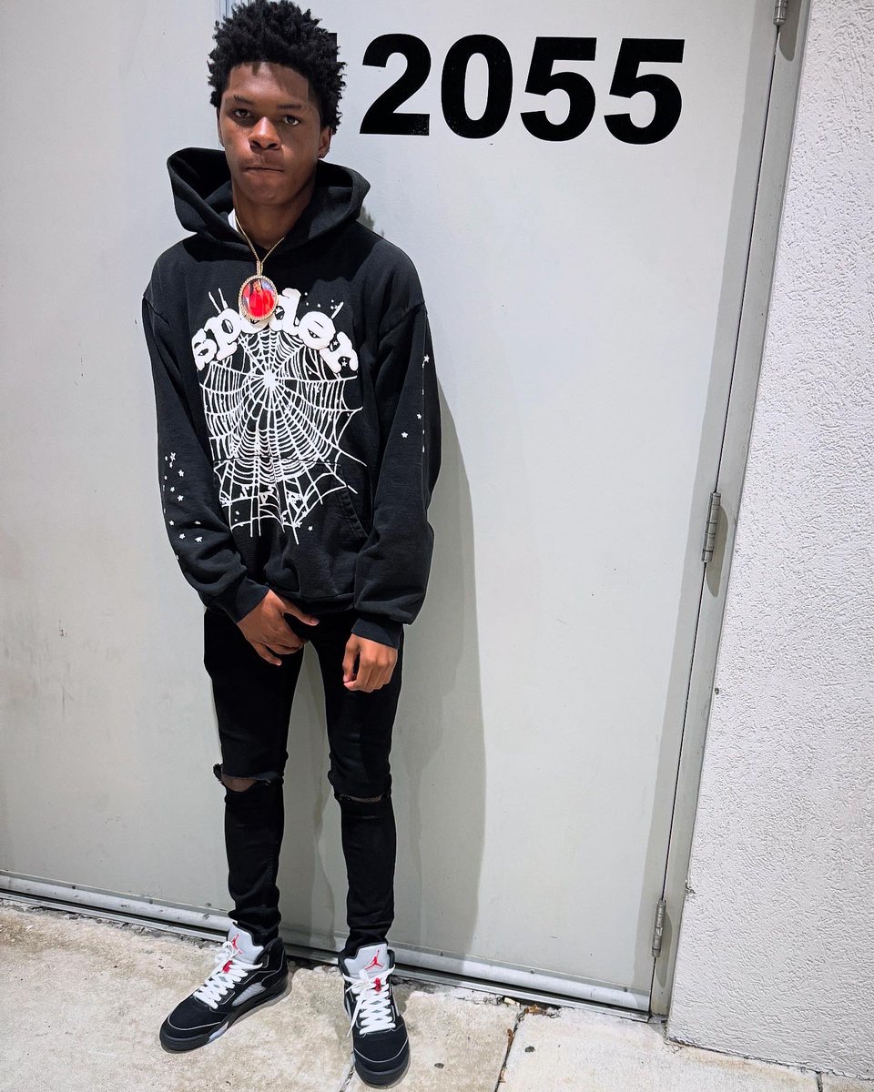 3🦊 tweet media