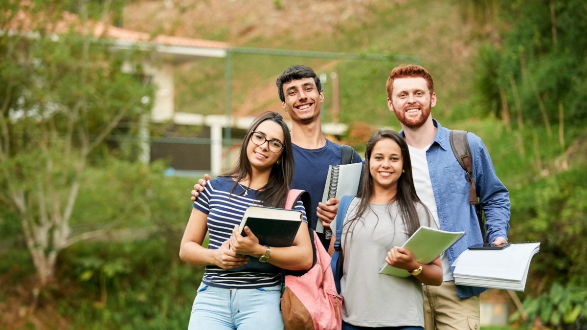 Global Affairs Canada’s short-term exchange scholarship competitions in Africa, the Americas, the Caribbean, Europe and the Middle East are closing soon! Visit the EduCanada website for more information: loom.ly/DhaUnY0
 
#ScholarshipsCanada #GACScholarships #CBIE