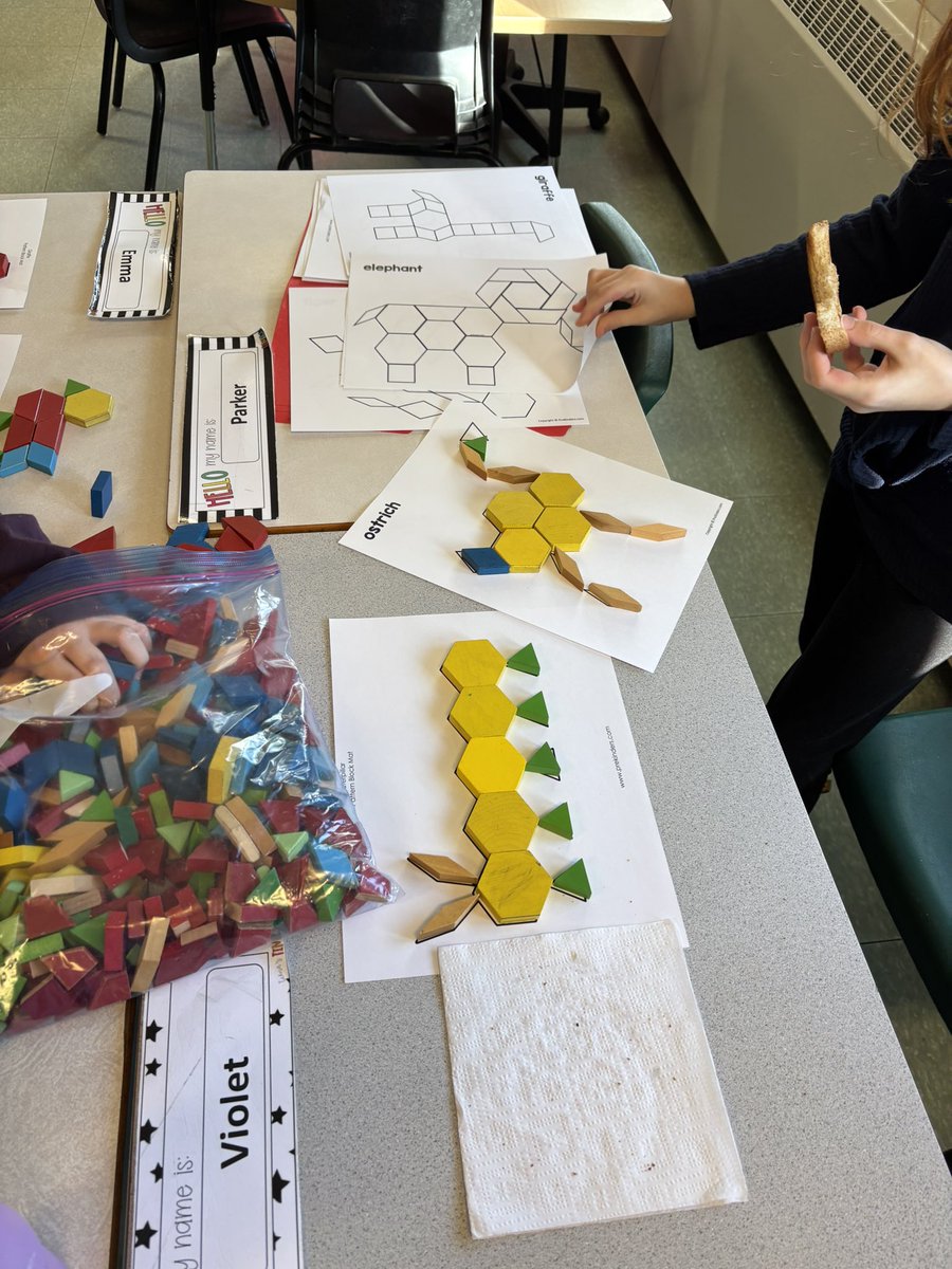 sacseagles's tweet image. Grade 4 students kick-starting their mornings during Soft-Start with fun and learning! Esti-Mysteries and Tangram Tuesdays are the perfect way to get those math minds buzzing! March is Math Month!

#SRCEMarchismathmonth