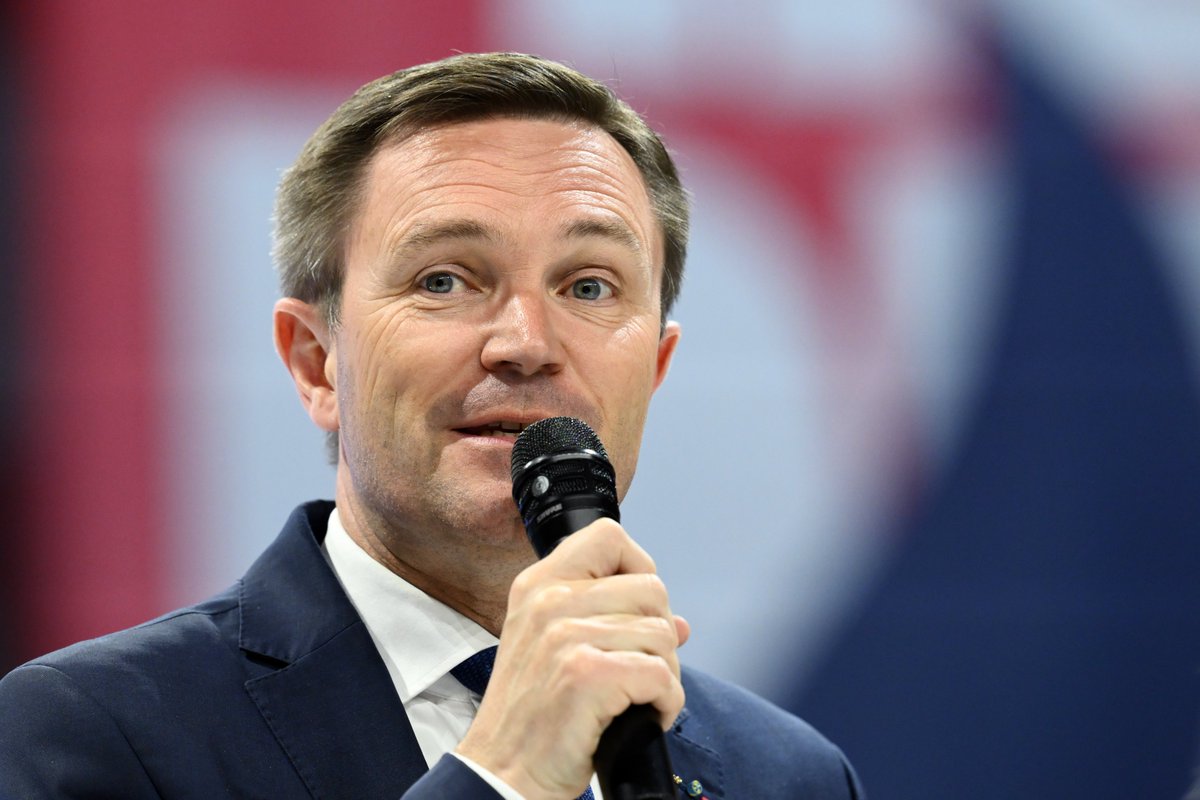 🎙️ <a href="/DLappartient/">David Lappartient</a>, président du #CNOSF : 
« J’ai été arbitre international de cyclisme et je partage d’autant mieux l’indignation du corps arbitral et de l’AFCAM, fédération membre du CNOSF. Je tiens donc à rappeler le travail remarquable réalisé chaque semaine par les arbitres