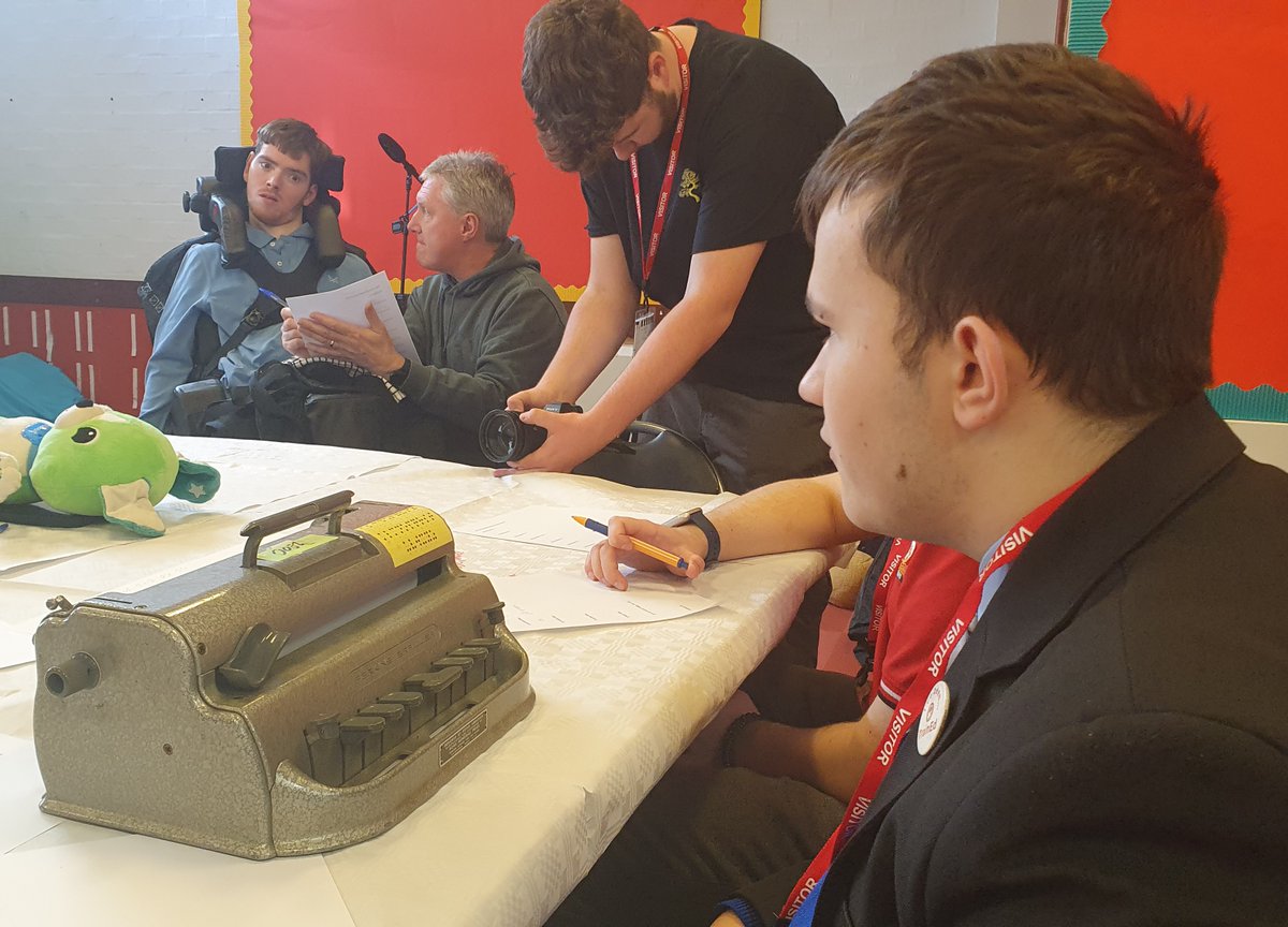 "Blindness doesn't mean that I cannot do things but that I do them differently to sighted" says Sienna from <a href="/StVincentsL12/">St. Vincent's School</a>. 

Another beautiful day <a href="/RoyalBlind/">Royal School for the blind Liverpool</a> with <a href="/MandyRRowe/">Mandy Redvers-Rowe</a> &amp; <a href="/TomWoWPR/">Tom Walker Media</a> exploring what visual impairment means to young students as part of <a href="/BritishNeuro/">British Neuroscience Association</a> festival.
