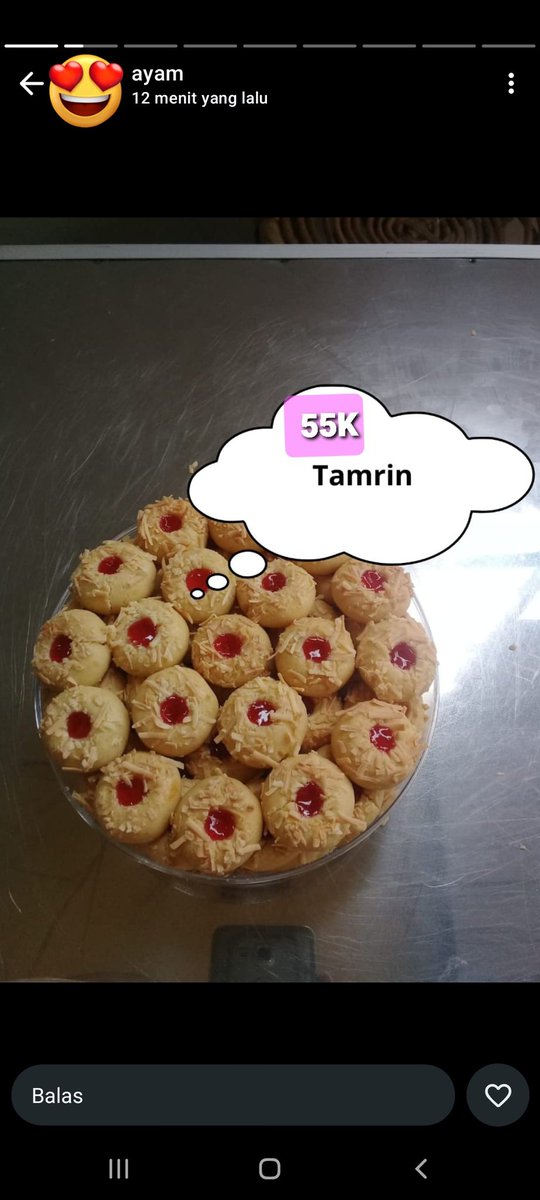 xdent_s's tweet photo. ayahku masarin dagangannya mama, trus kulihat ada kue tamrin. aku teh bingung ya kue tamrin teh apaan https://t.co/CjESPEyPnX