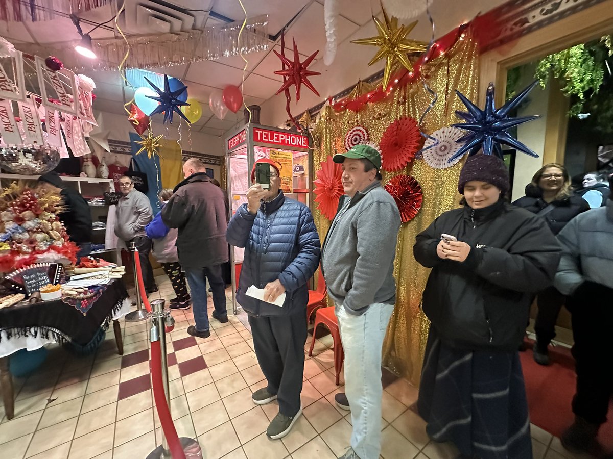 Mike Holden (@mikeholdennews) on Twitter photo 50 people in line outside of Rudy’s for paczki day! <a href="/WEWS/">News 5 Cleveland</a> We’re live on GMC! 50 people in line outside of Rudy’s for paczki day! <a href="/WEWS/">News 5 Cleveland</a> We’re live on GMC!