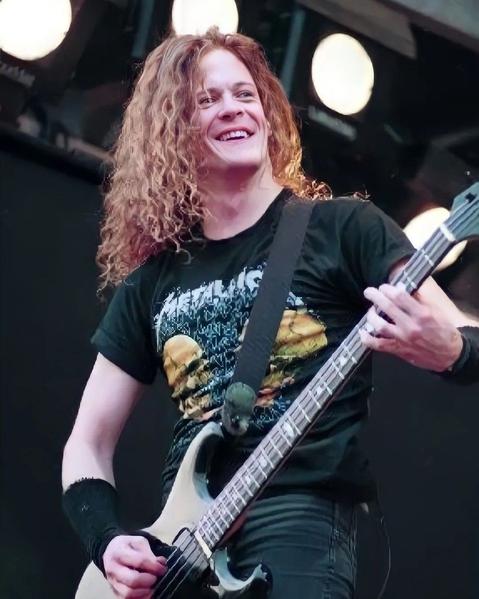 MetSince1981's tweet image. Mi mayor admiración y respeto en todos los años que fuiste parte especial en @Metallica. ¡Podría decir mucho más…!
Felicidades, Jason!
Happy Birthday, Jason!
#Metallica #JasonNewsted #HappyBirthdayJason #HBDayJasonNewsted #FifthMember #MetFans #MetFamily #METALLICASince1981