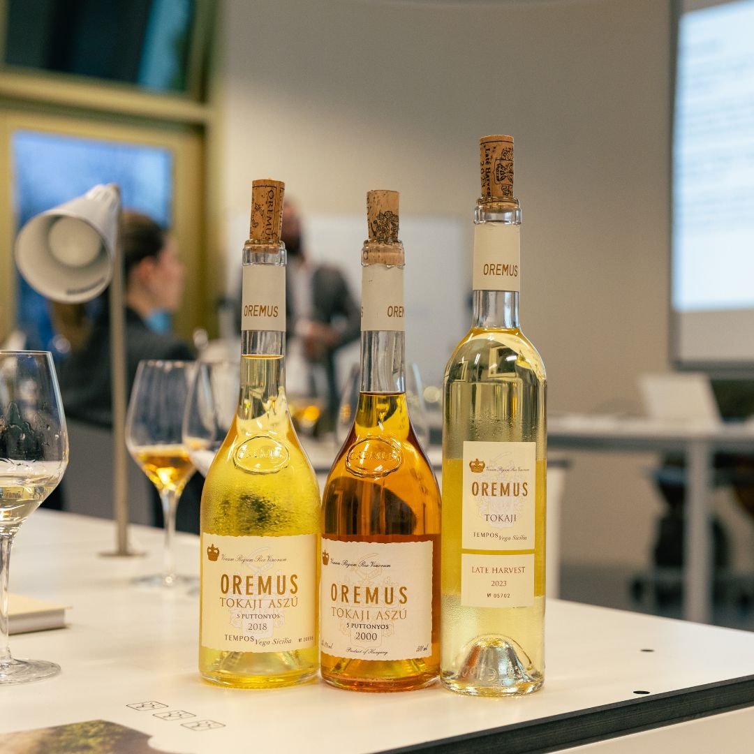 TVegaSicilia's tweet image. Nuestro compañero Javier Manuel Díaz Velázquez ha impartido una ponencia en el club de cata del Basque Culinary Center.
#TemposVegaSicilia #cata #BasqueCulinaryCenter

linkedin.com/feed/update/ur…