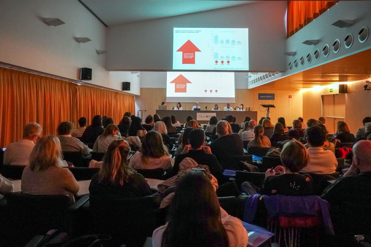 II edició de la Jornada d’Actualització en Risc Vascular al Complex Hospitalari Universitari Moisès Broggi, amb la participació de més de 100 professionals de la salut.

🎯Objectius:
- Revisar guies i recomanacions clíniques
- Abordar opcions terapèutiques disponibles

#somCSI