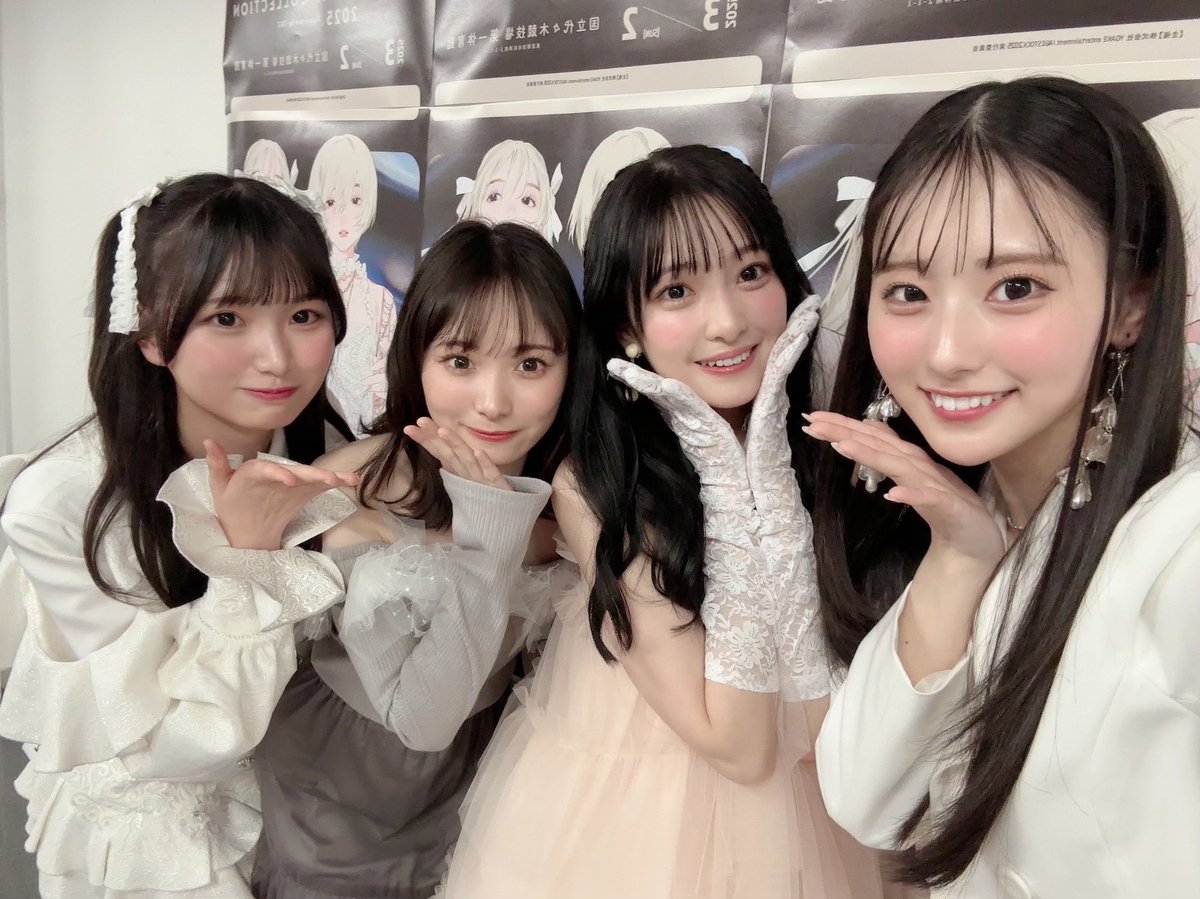 メンバーの莉乃と≒JOYさんの 山野愛月さんと山田杏佳さんに一緒にお