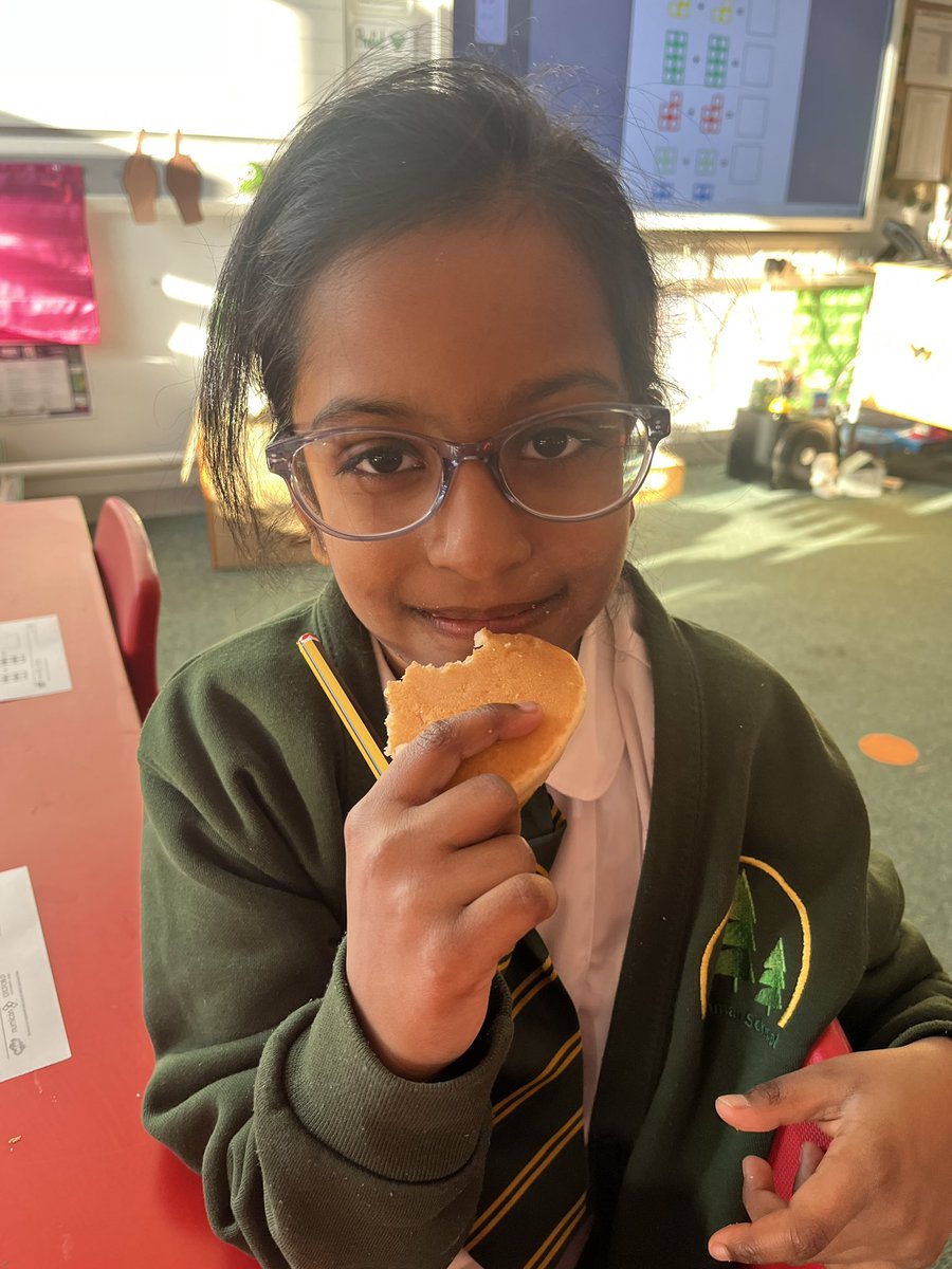 firsprimarysale's tweet image. #Year2Chestnut celebrating the Christian tradition of Shrove Tuesday the right way 🥞😊 #FirsRE #Tolerance #PancakeDay