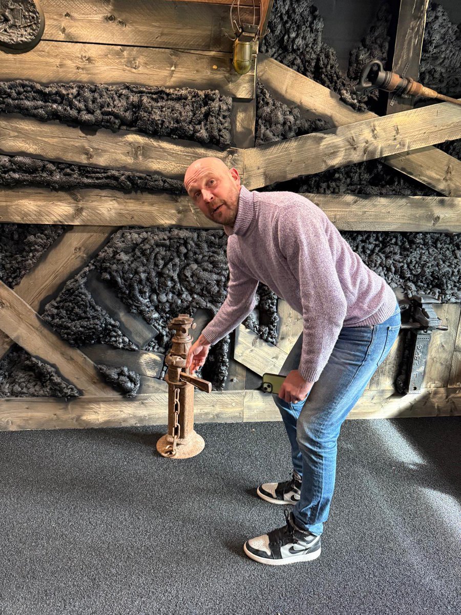 spelersvakbond's tweet image. VVCS Spelersgroepbezoek bij Roda JC! ⚒️⚽️💫🏟️

De club van de mijnwerkers, met het prachtige stadion.

Lev: ”Opnieuw een leuke groep, met zeer veel vragen… vrijwel alles kunnen beantwoorden gelukkig!” 💪😃⚽️💫 📚 

@elevchenko #arjanebbinge #vvcs #spelersgroepbezoek #rodajc