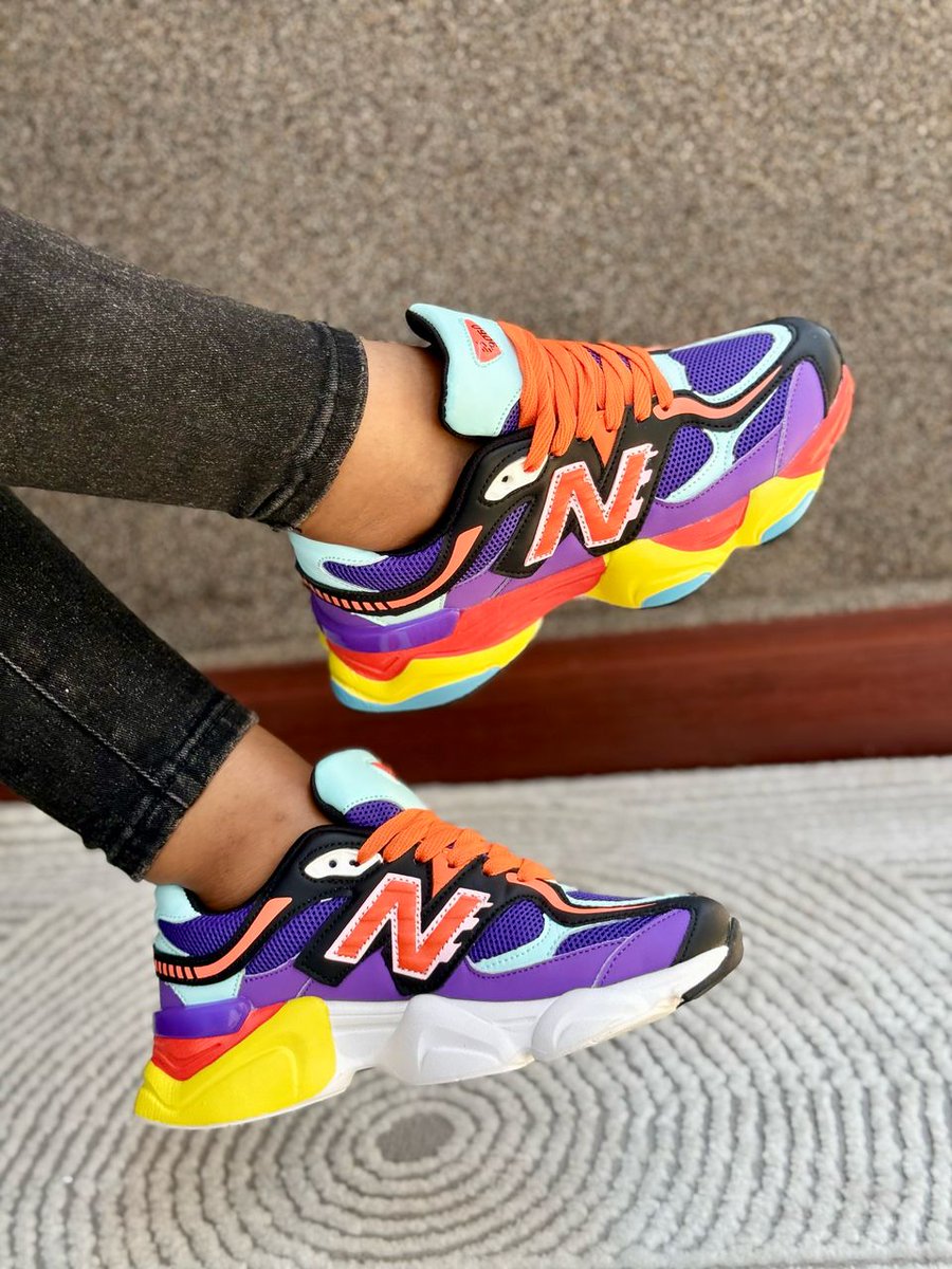 X_gee9's tweet image. Top Top quality  shoes for ladies

Size ,37 ,38 ,39,40,41 &amp;amp; 42

Tel : 0769996448

Loc: kariakoo karibu na bank ya NMB bank

Price 65,000 ⏫⏫⏫