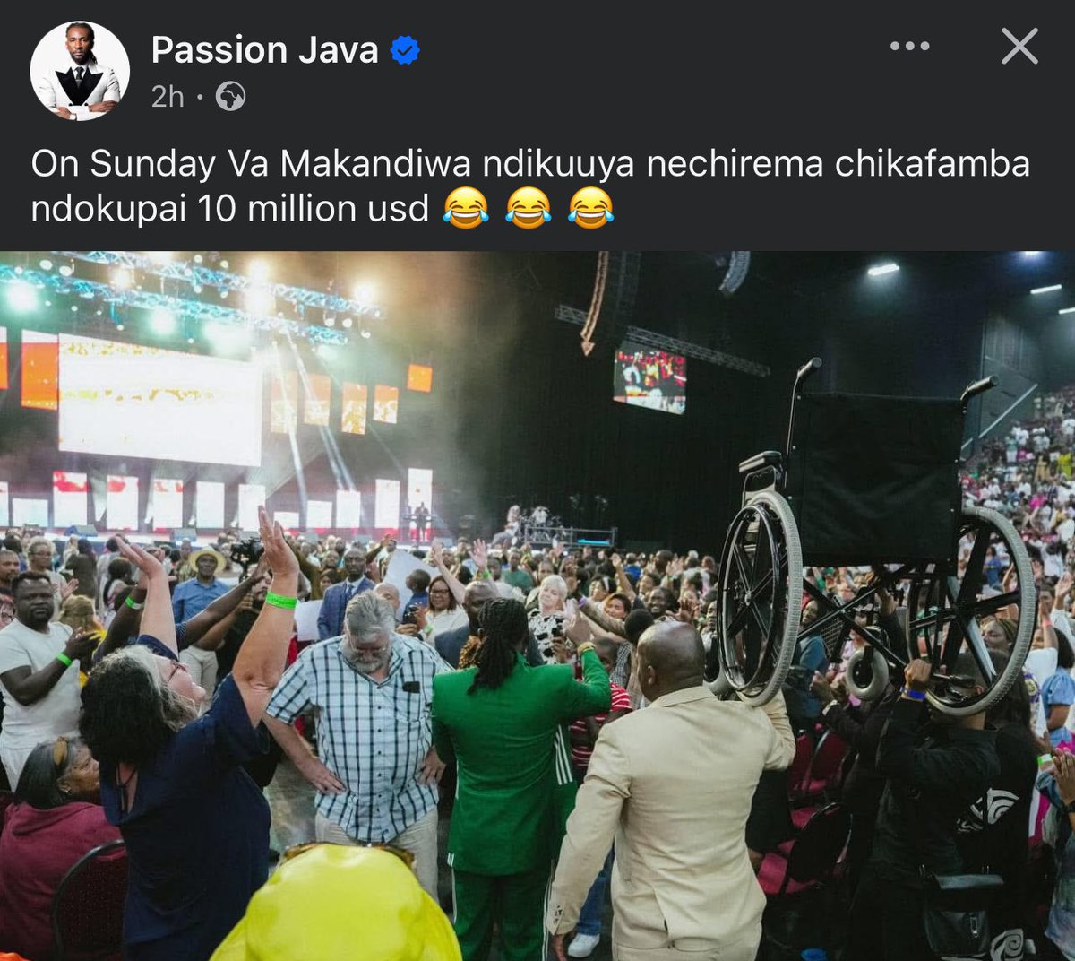 LegitRSK1's tweet photo. 😂😂this sunday kune ma1 Mumwe achapera career nekuda kuona zviri muhomwe🌚 https://t.co/9NT7dfNegG
