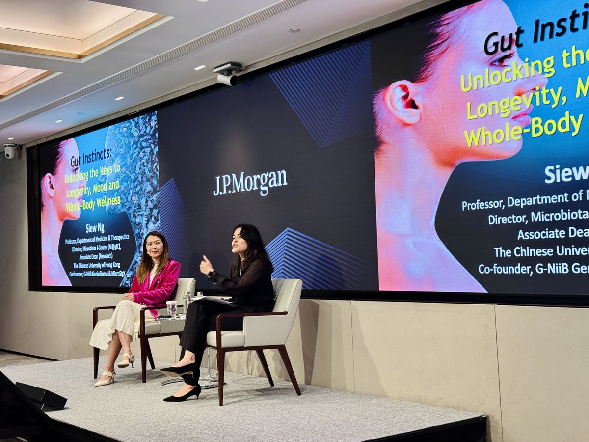 magic_limited's tweet image. Celebrating Prof. Siew Ng's keynote at J.P. Morgan's International Women's Day 2025 event! Her talk, βUnlocking the Keys to Longevity, Mood, and Whole-Body Wellness,β explored the gut microbiota's transformative health potential. ππ¬π§ ππͺπβ€οΈ