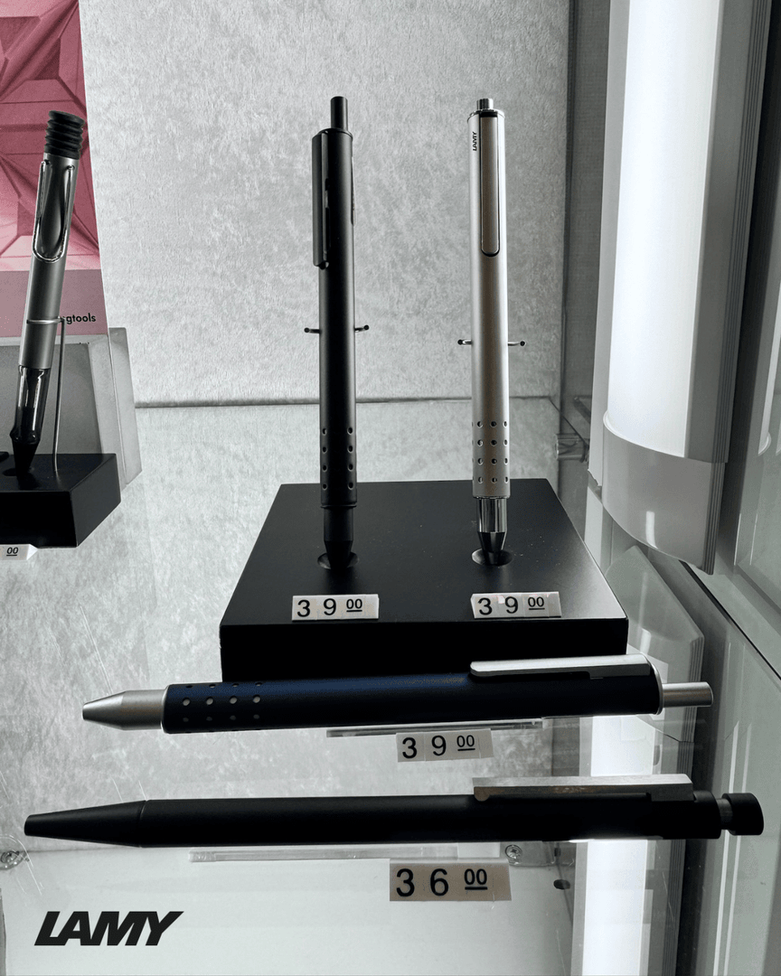 ✍️ New In: LAMY Pens ✍️

Renowned for timeless design and precision craftsmanship, LAMY has been creating high-quality writing instruments since 1930—all proudly Made in Germany.

🖊 Explore the full range:
sharejewellers.com/product-brand/…