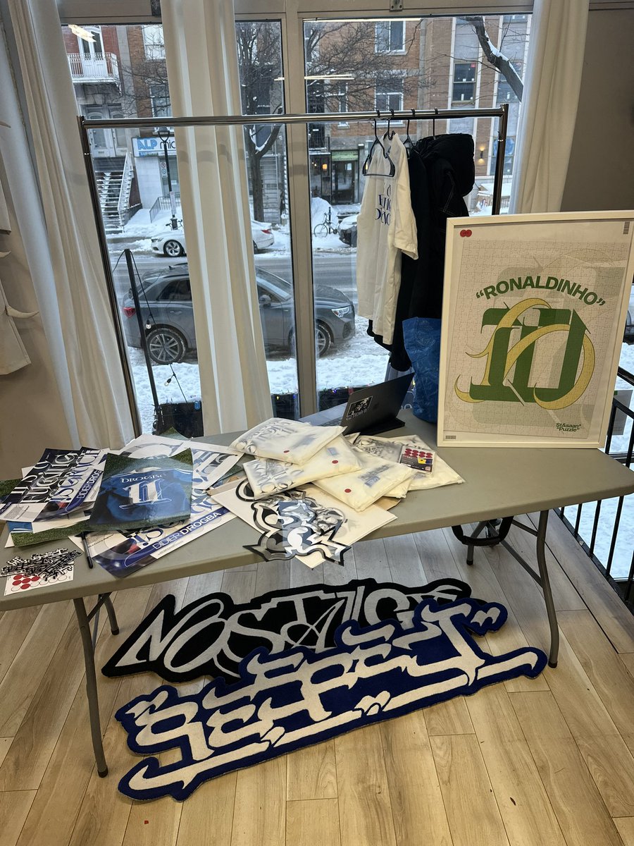 Standsaan's tweet photo. →From this app to Pop up store !!!* https://t.co/3VY8NeoitF