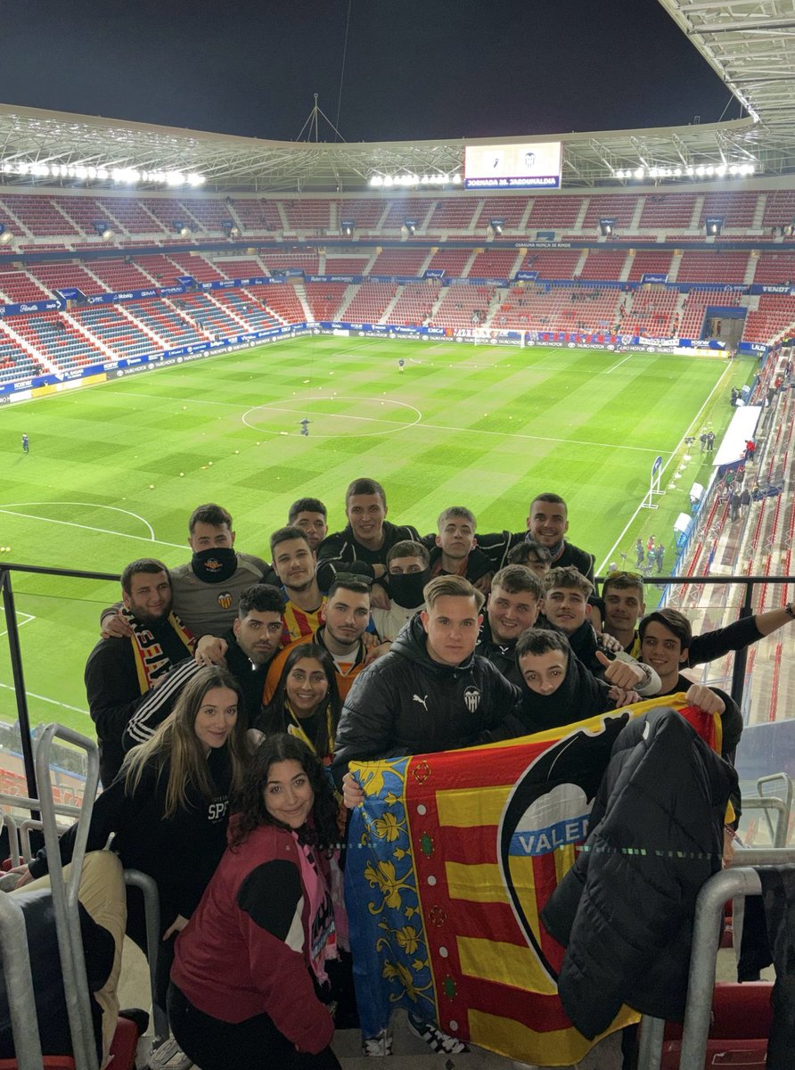 aarimartinez97's tweet photo. 🦇🧡📍Estadio El Sadar https://t.co/zvqIUbA6Is