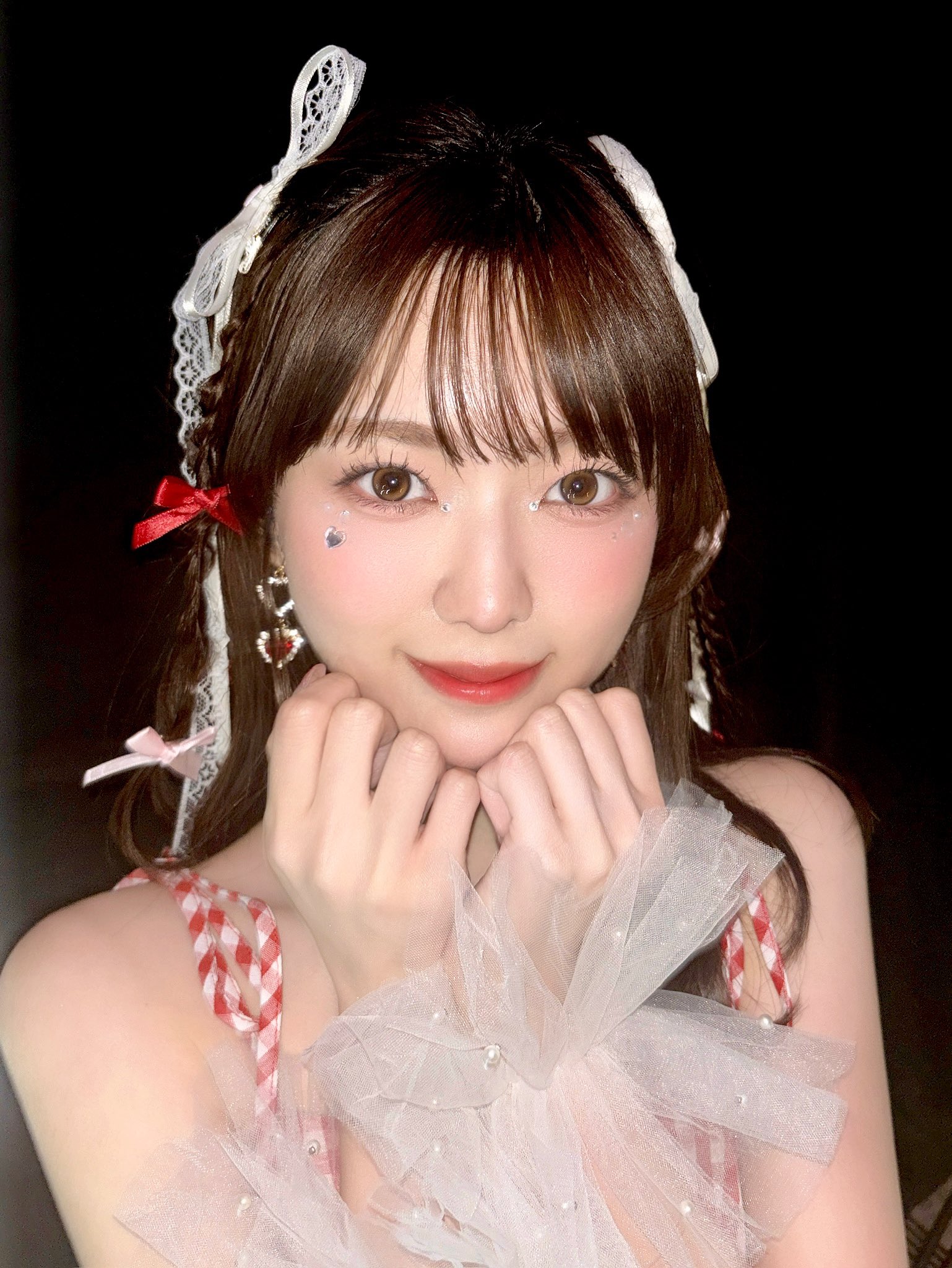 高嶺なでしこ　星谷美来　デビュー記念ライブサプライズプレゼント 星谷美来 - 高嶺のなでしこ、歌舞伎町で雨の野外ライブ！村重