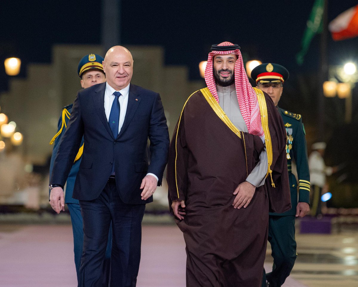 الهيبة ..
<a href="/LBpresidency/">Lebanese Presidency</a> 
<a href="/bukhariwaleeed/">Waleed A. Bukhari</a>