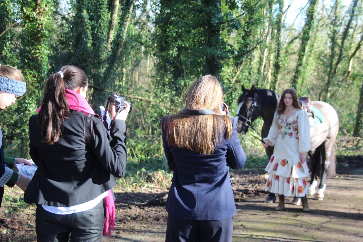 LewestonSchool's tweet photo. Our A Level Photography students recently collaborated with our riding team to create a memorable and imaginative photoshoot! 🐴 📸
See our website to find out more about the courses available to our Sixth Form: https://t.co/sJ1ogLUCxF
#Leweston #ALevel #BTEC #IndependentSchool https://t.co/vvbcoOul6o