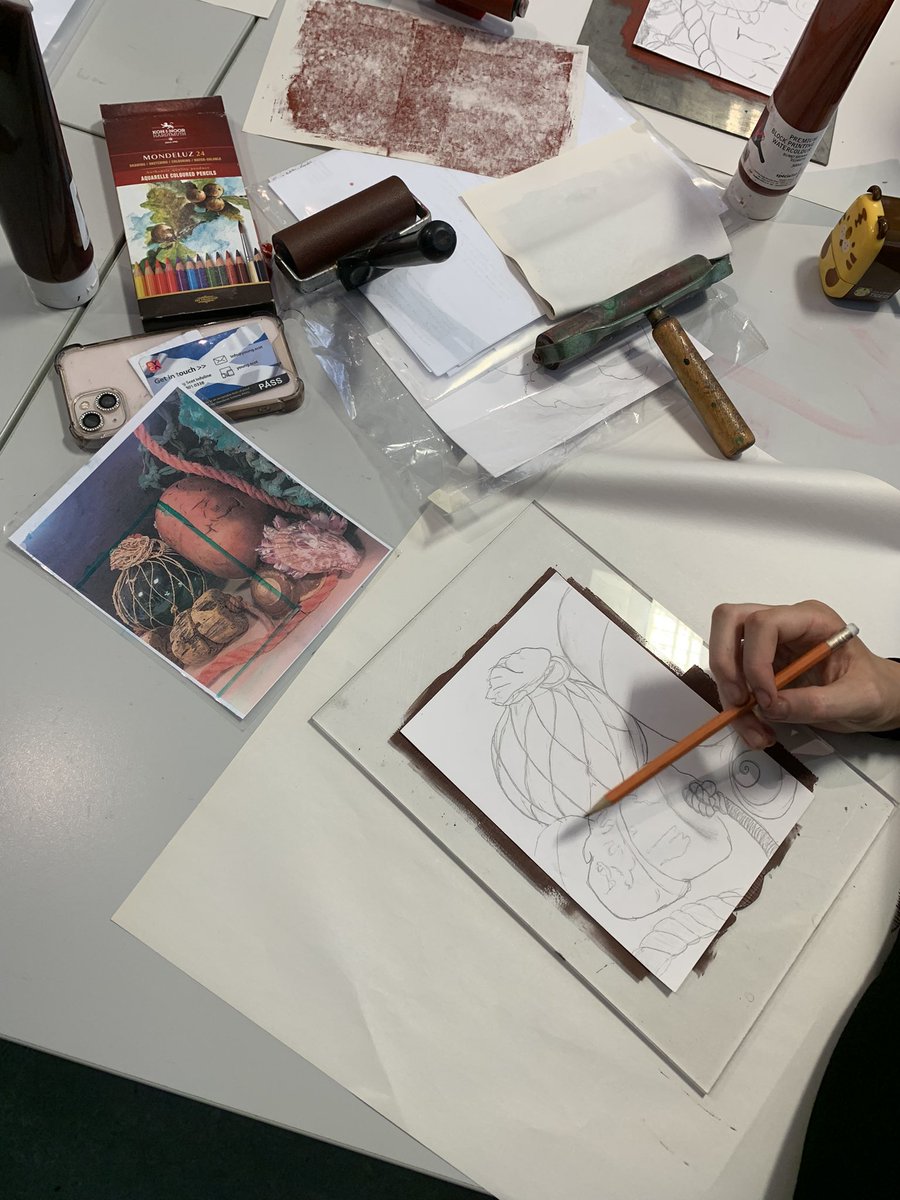 Grove Academy_ Art & Design tweet media