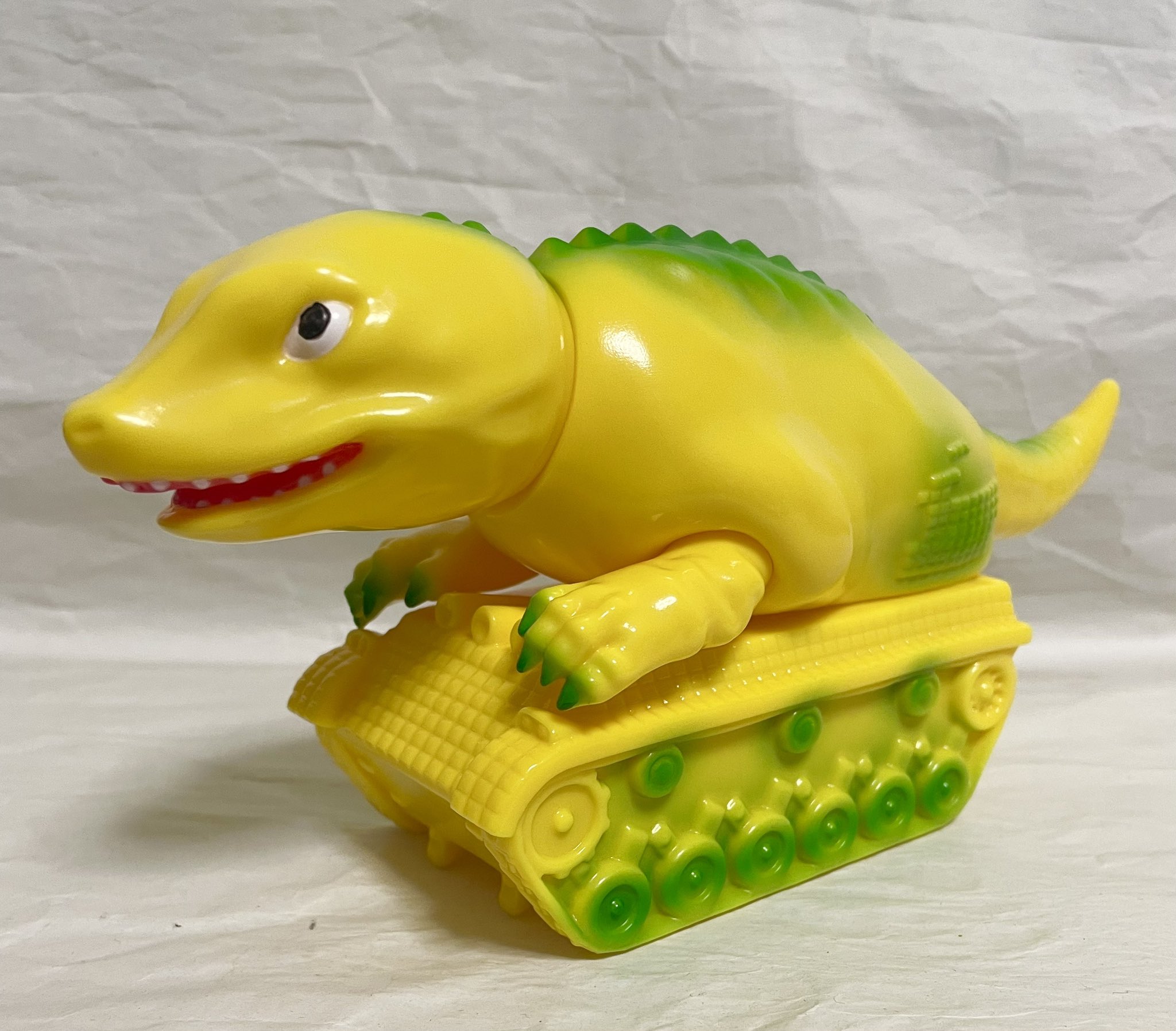 ELECTRIC TOYS ウルトラ怪獣リエディットシリーズ 恐竜戦車 ソフビ 楽天市場】ウルトラ怪獣 リエディット シリーズ 恐竜戦車 EDITED