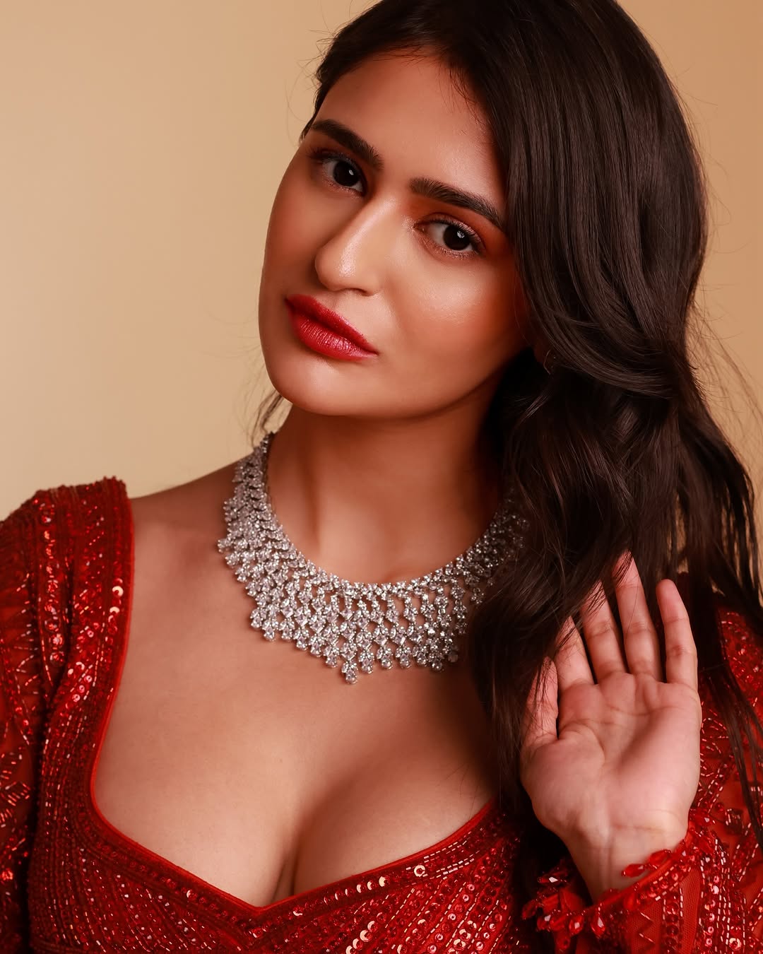 GlMWSdoboAASRu0?format=jpg&name=large