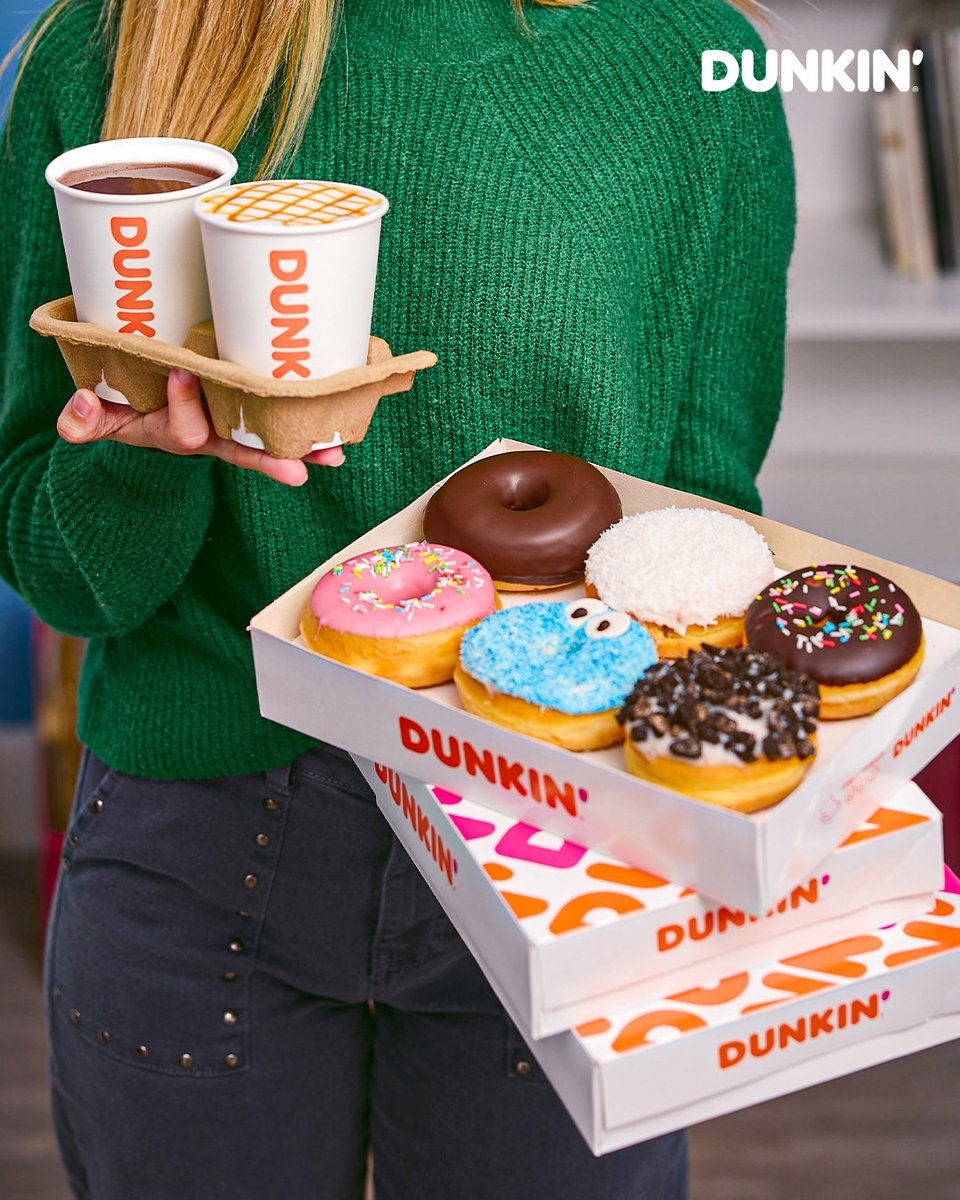 Quieres un planazo como este, lo entiendo ✨

Consigue este combo en tu tienda más cercana o en dunkin.es/delivery