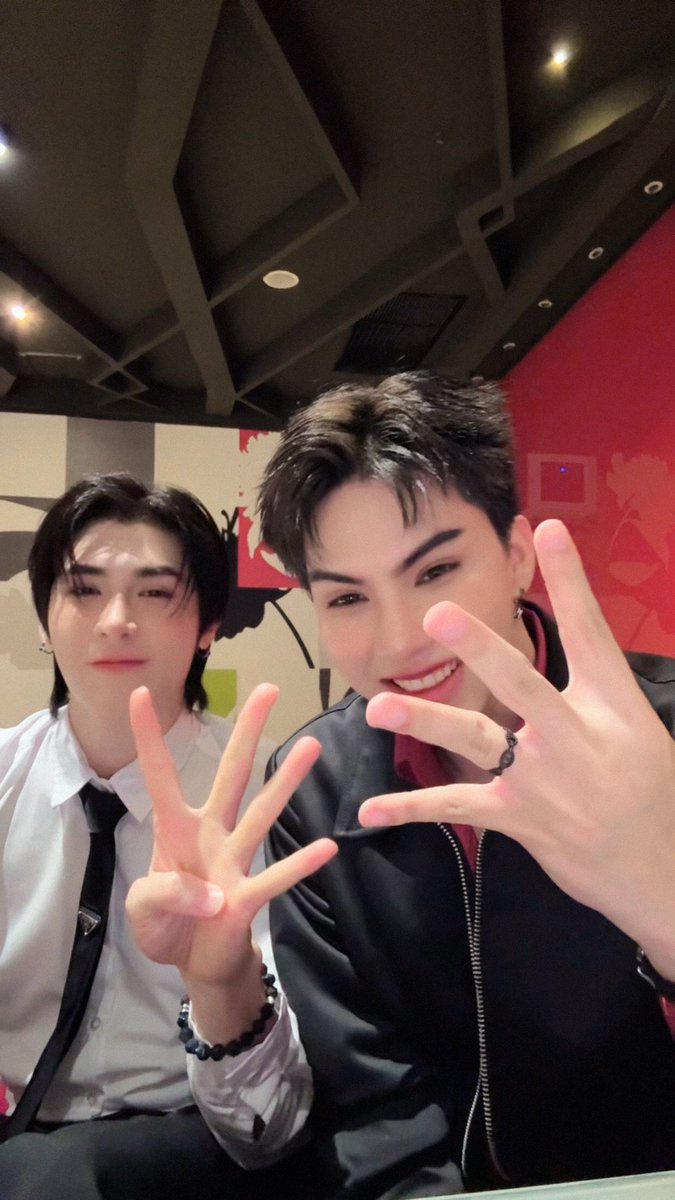 👤 : how many children do you want to have?

them: