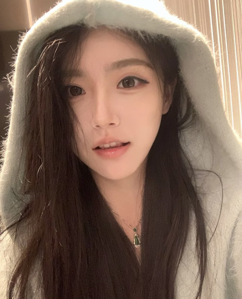 xiaopia31190359's tweet photo. 你之所以相信一个人说的话，是因为他说了你想听的话。#惠州 https://t.co/TZlBNc7RsL