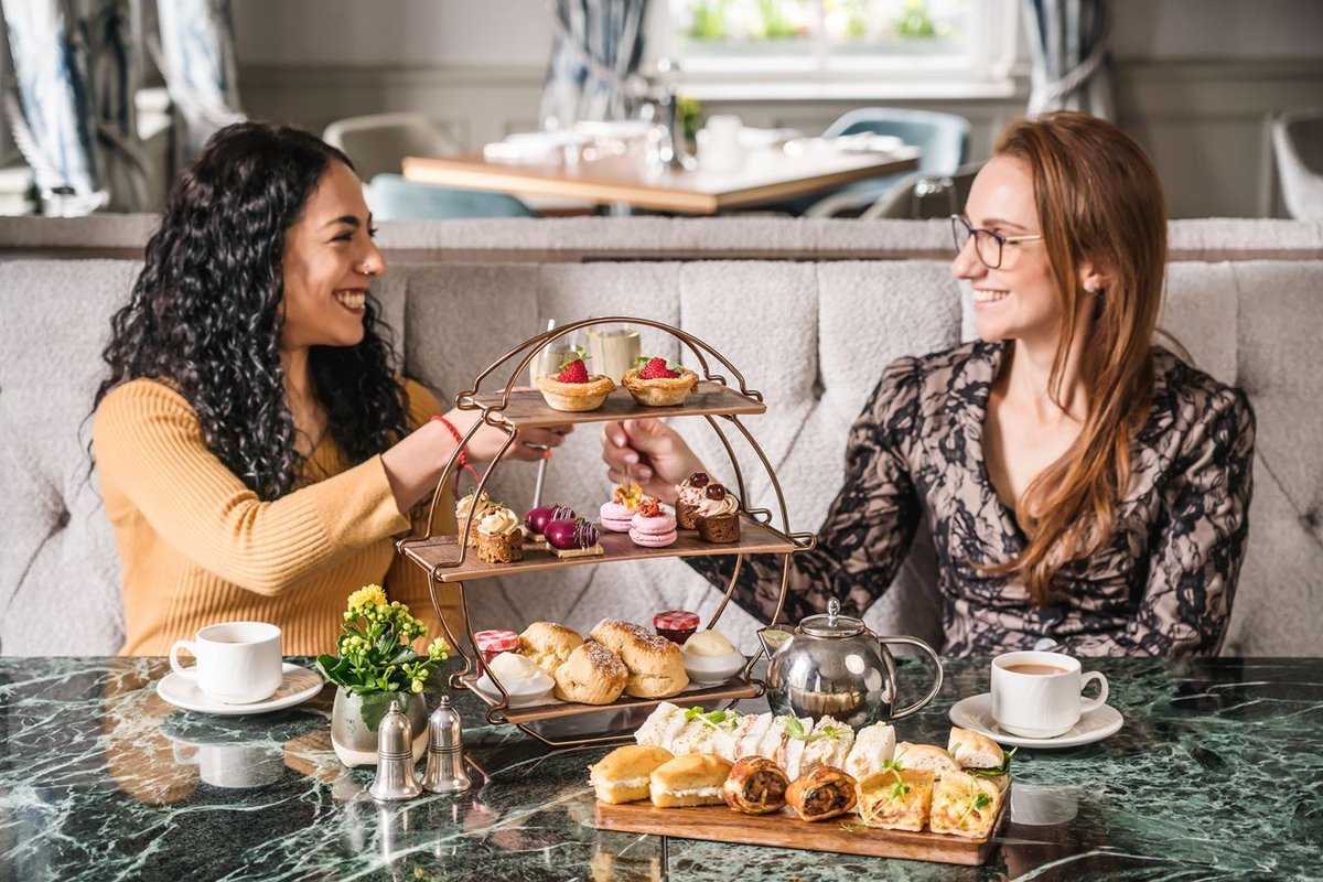 This Mother’s Day, spoil Mum with a special dining experience at The Borrowdale Hotel and she’ll receive a FREE GIFT! 
tickettailor.com/events/borrowd…