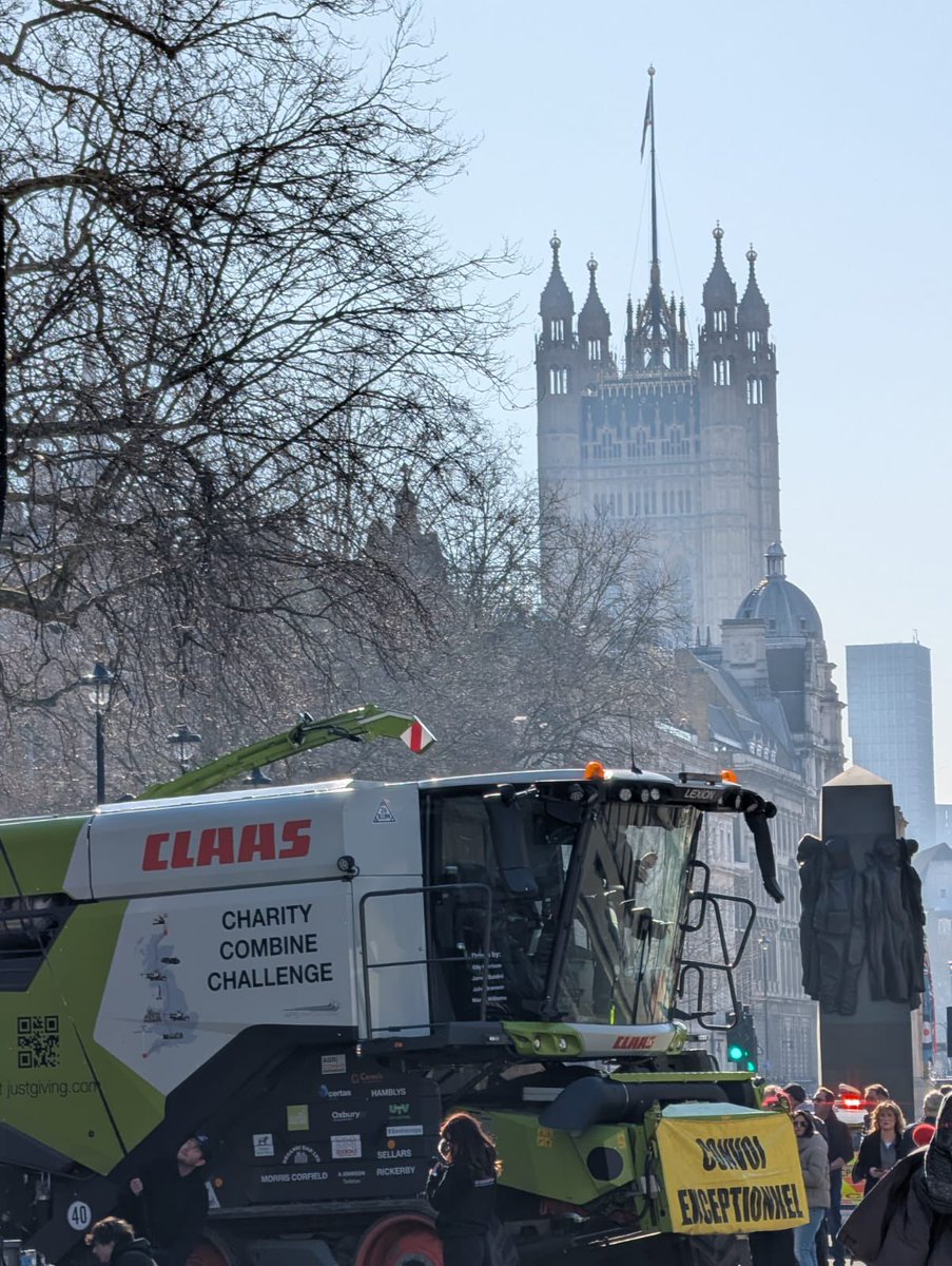 Farmers take London again. 🚜