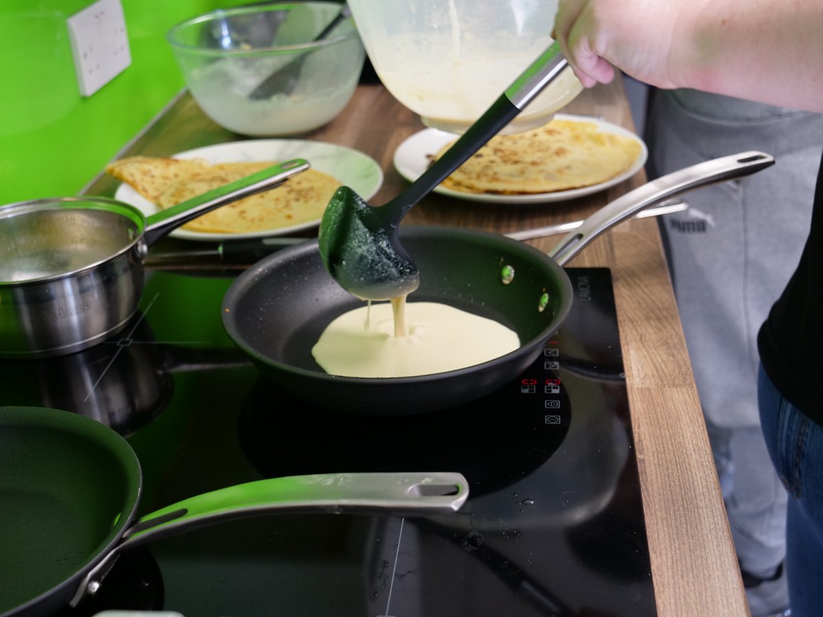 CryptLeeds's tweet photo. 🥞 Happy Pancake Day! 🥞
Our residents at Don Robins House are busy whipping up delicious pancakes today, both sweet and savoury options! 🍽️😋
#PancakeDay #Pancakes #SweetAndSavory #CommunityCooking #DonRobinsHouse #HomemadePancakes #leeds #charity #shrovetuesday https://t.co/HRqfwnYesG