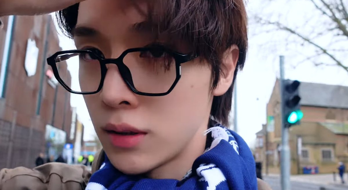 for_woodz's tweet photo. โคตรหล่อㅠㅠㅠㅠㅠㅠㅠ https://t.co/sKN7I0nV9G