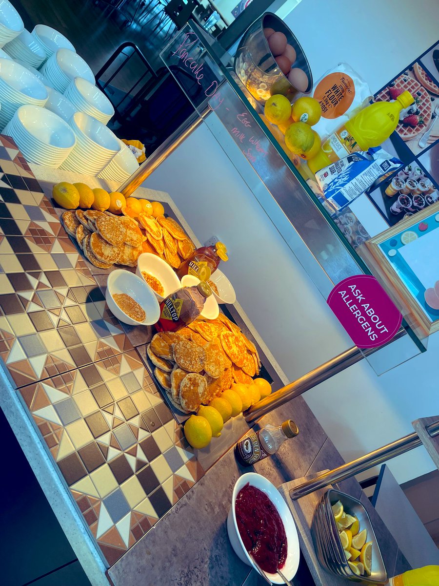HoweHolroyd's tweet image. Pancake day all traditional today going to be busy lunch. Yum 😋 @MaryMar89923871 @melrahaman @Milen42931651 @JohnLyonHarrow