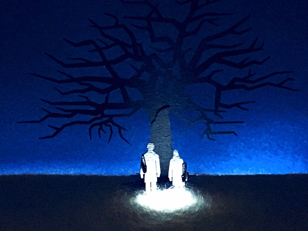 あの桜にも雪が降ってるのかな。

#秒速5センチメートル 
#新海誠
#テラダモケイ