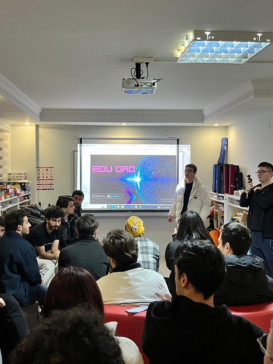 OzU Blockchain #DevconIstanbul🇹🇷 tweet media