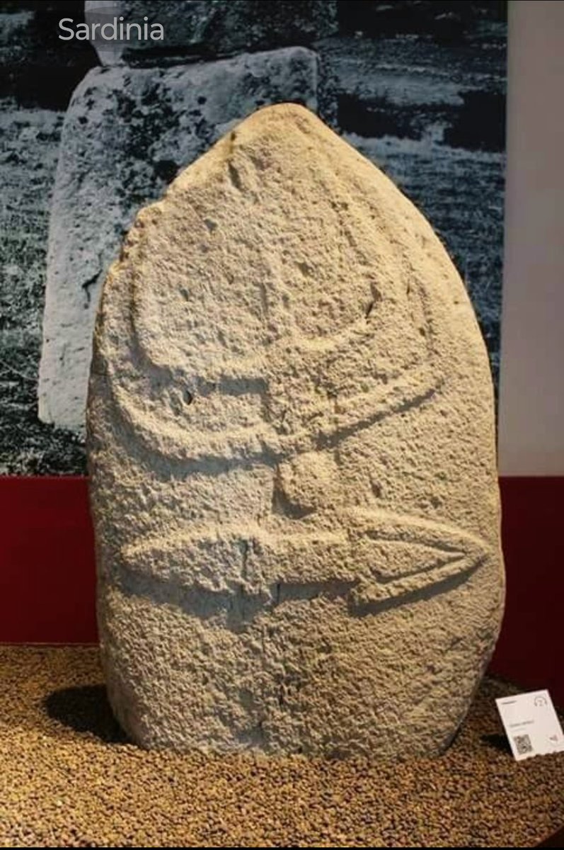 Trevorttg's tweet photo. #MegalithicMovement #LandscapeArchaeology #RockArt #Glyphs #Mounds #ChamberTomb #PassageGrave #Neolithic #Dolmen #Cursus #Megaliths #archeology #Mythology #Folklore 

Comparison #Sardinia &amp; #Anglesey https://t.co/6JaXObUBhZ
