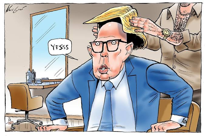 Sahar_A_Writes's tweet image. "There are still Trumpian echoes in some strategies taken by Dutton's Coalition—including in his targeting of the public service as a source of waste &amp;amp; resentment."

An astute Laura Tingle on how Trump's term is shifting Australian politics. Tactics to be wary of. #abc730 #auspol