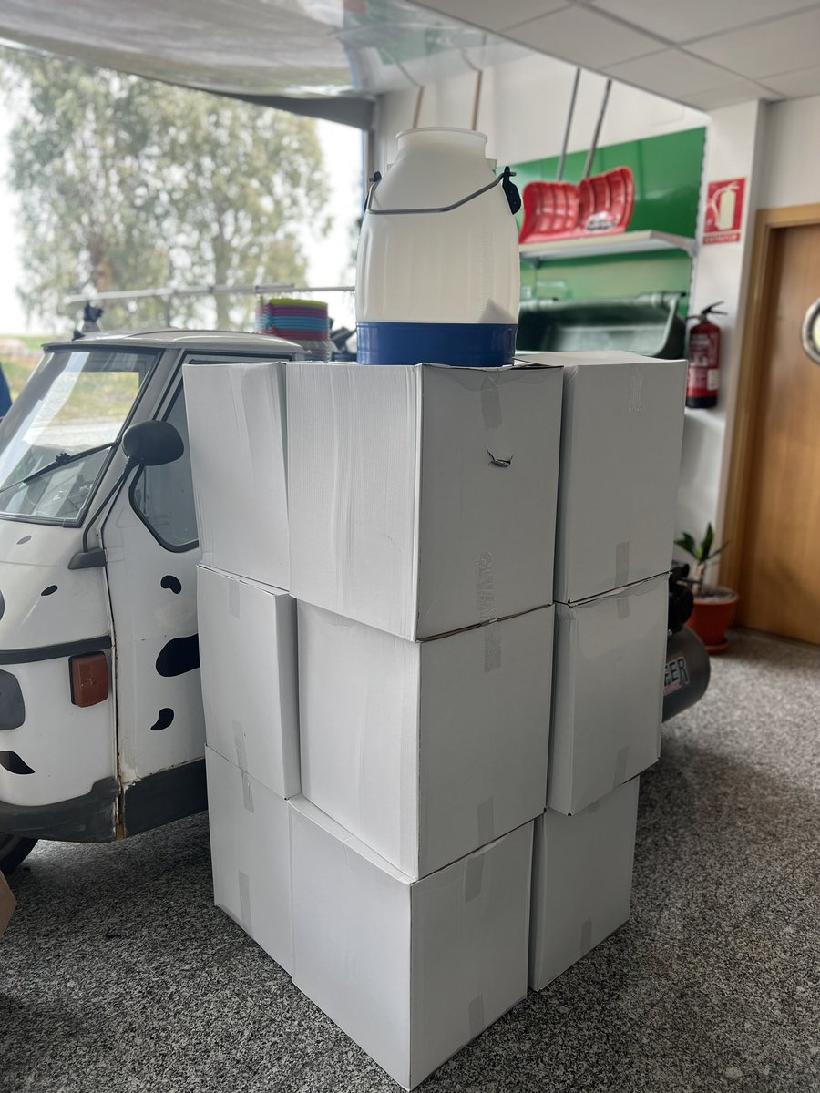 delarisytu's tweet photo. 🚀 ¡Novedad en Delaris! 🚀

Debido a la gran acogida que han tenido, ¡tenemos nueva remesa de nuestras cántaras de 30 litros transparentes reforzadas! 🔥

📌 Disponibles aquí 👉 https://t.co/klqNkk51CA https://t.co/rEyEJjNr7a