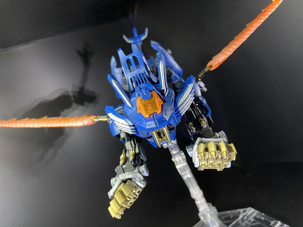 ゾイド　リアライズ　ブレードライガー　全塗装品 全塗装リアライズモデル 1/100 RMZ-001 ブレードライガー 制作レビュー