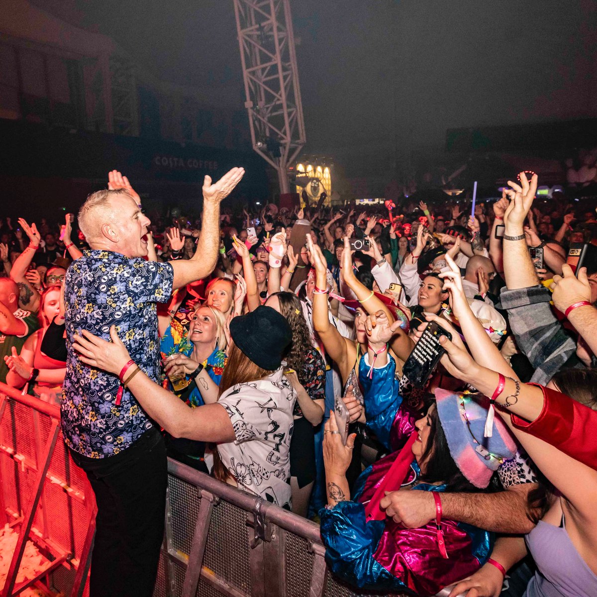 AllBackToMineH's tweet image. We’re missing raving with you lot, counting down the days till November😍
Stay tuned for updates in the next couple of months, we’re planning big things for round 4!!